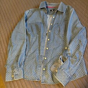 Talbots shirt size is a 6 but fits S-small